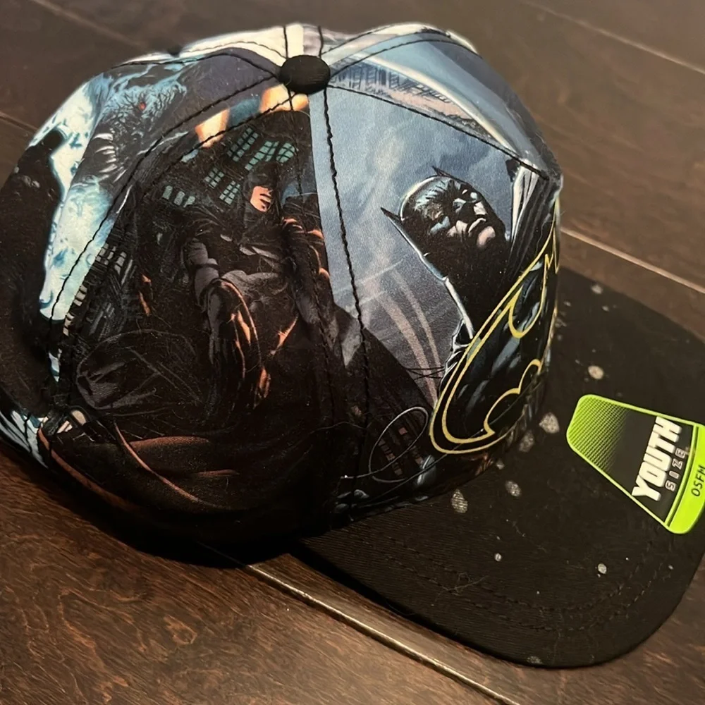 Batman youth hat NWT